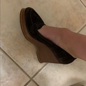 Platform suede shoes